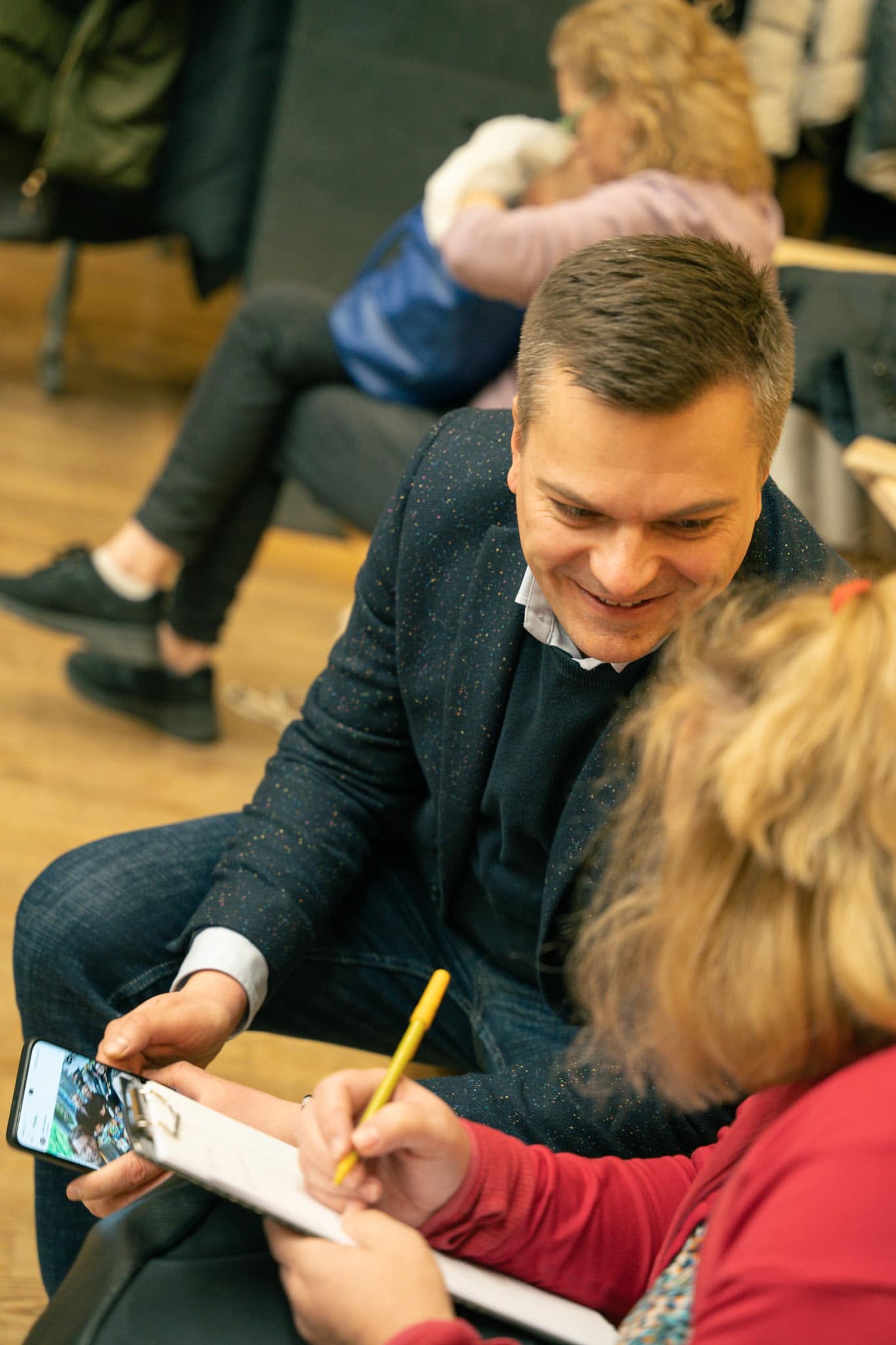 Uczestnicy i eksperci podczas wydarzeń UrsynLab